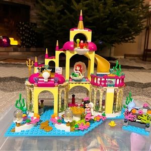Lego - Ariel’s undersea Palace (Retired Product)